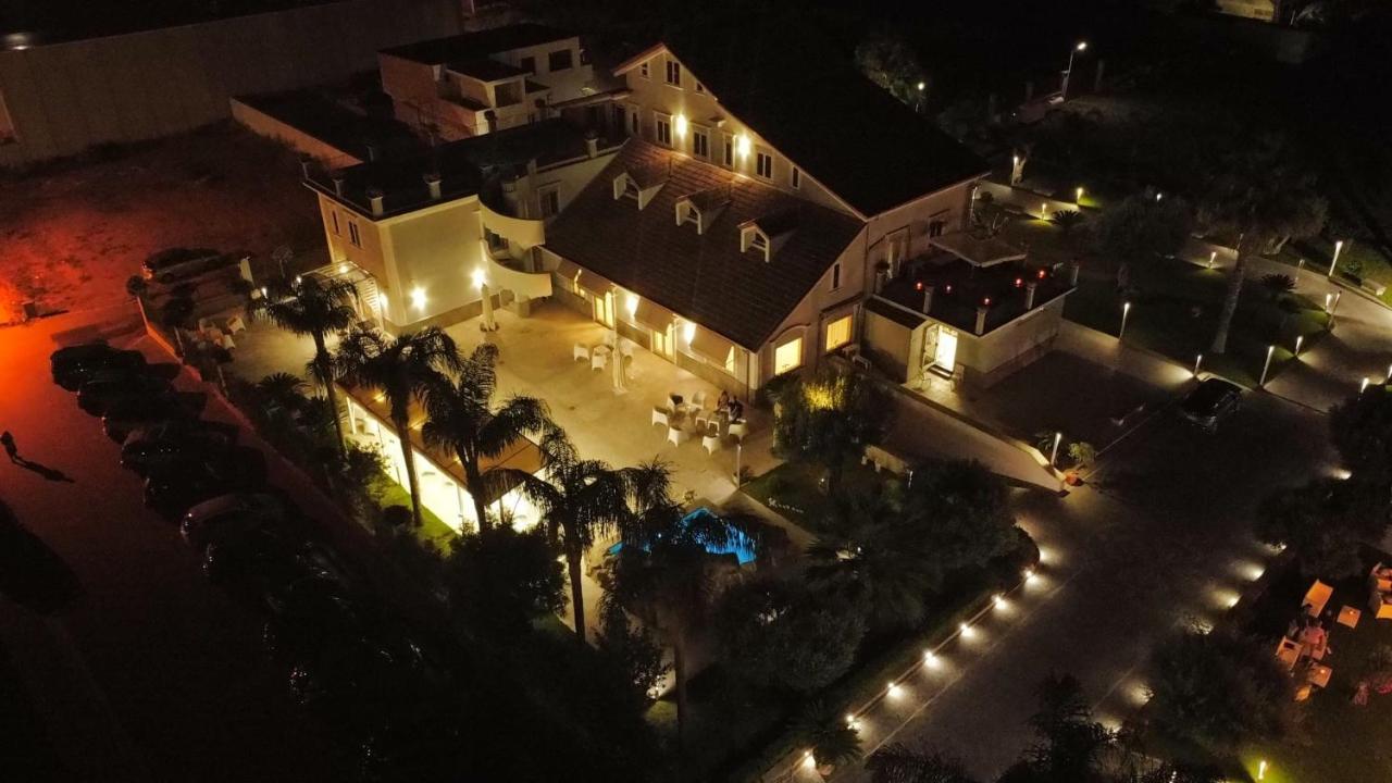 Hotel Villa Ruggiero Brusciano Exterior photo